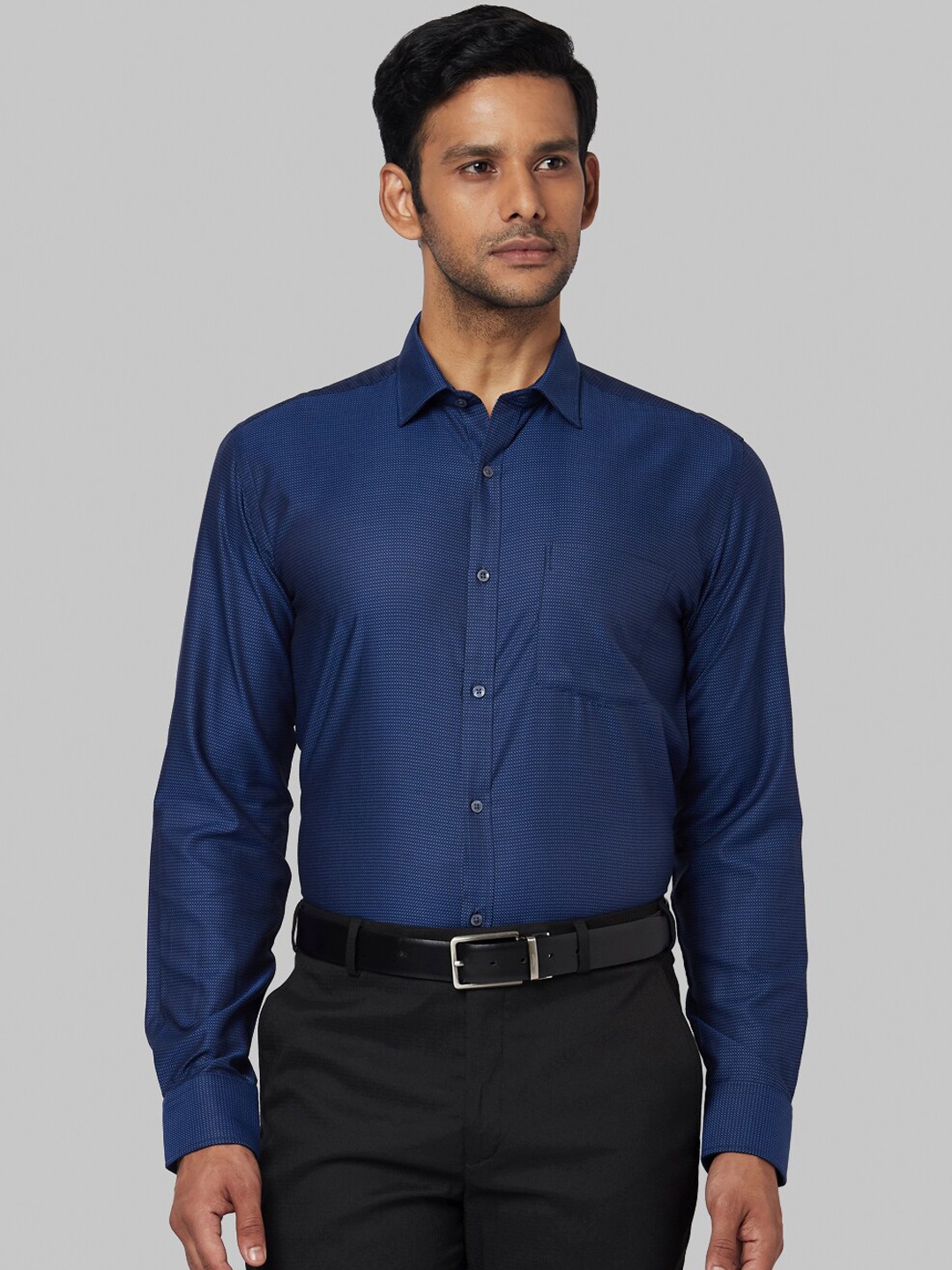 

Park Avenue Men Navy Blue Slim Fit Printed Formal Shirt