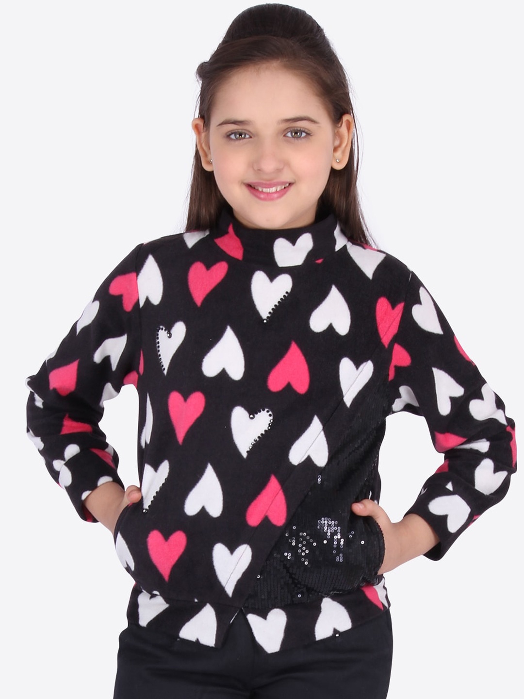 

CUTECUMBER Girls Black & White Printed Sweatshirt