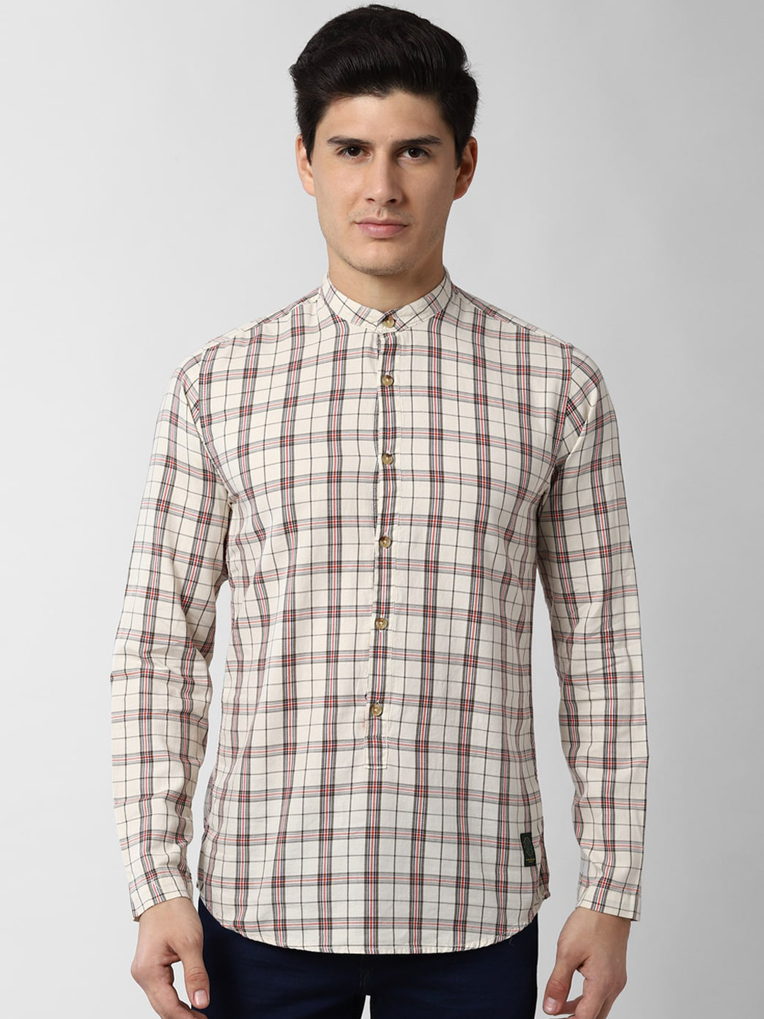 

Peter England Casuals Men Cream-Coloured & Brown Slim Fit Checked Casual Shirt