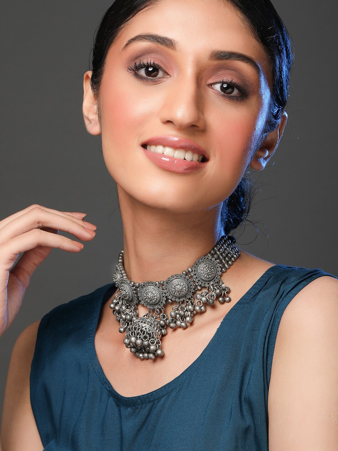 Rubans Oxidized Silver-Plated Choker