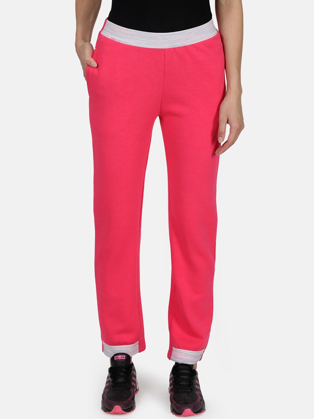 

Monte Carlo Women Pink Solid Track Pant