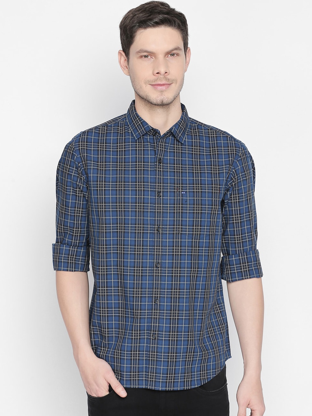 

Basics Men Navy Blue & Black Slim Fit Checked Casual Shirt