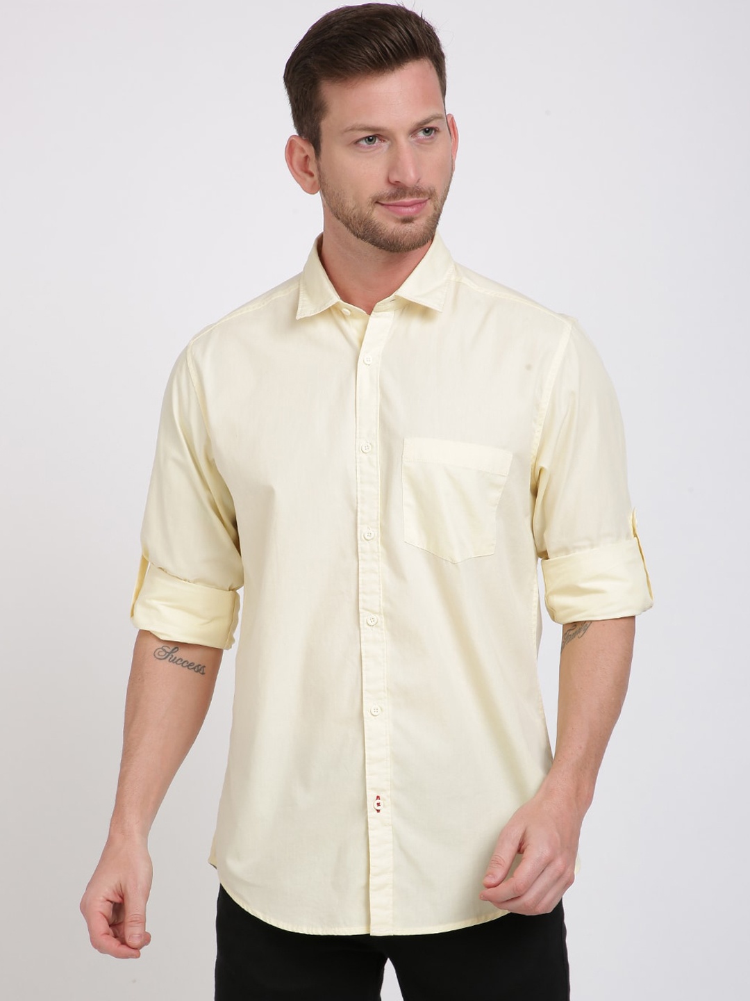 IVOC Men Yellow Regular Fit Solid Casual Shirt