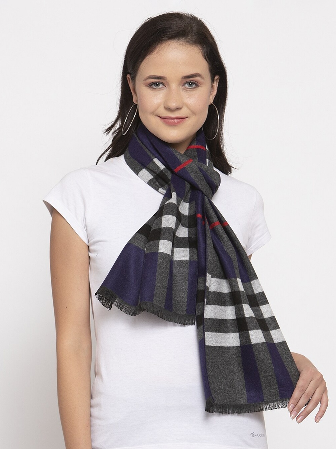 

Calvadoss Women Blue & Grey Checked Stole