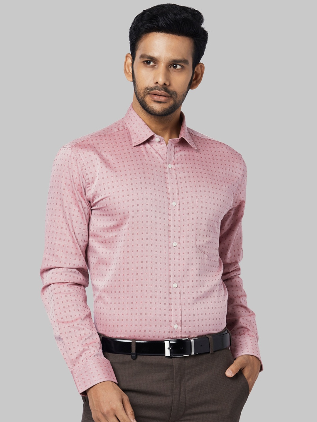 

Park Avenue Men Red Slim Fit Printed Casual Shirt