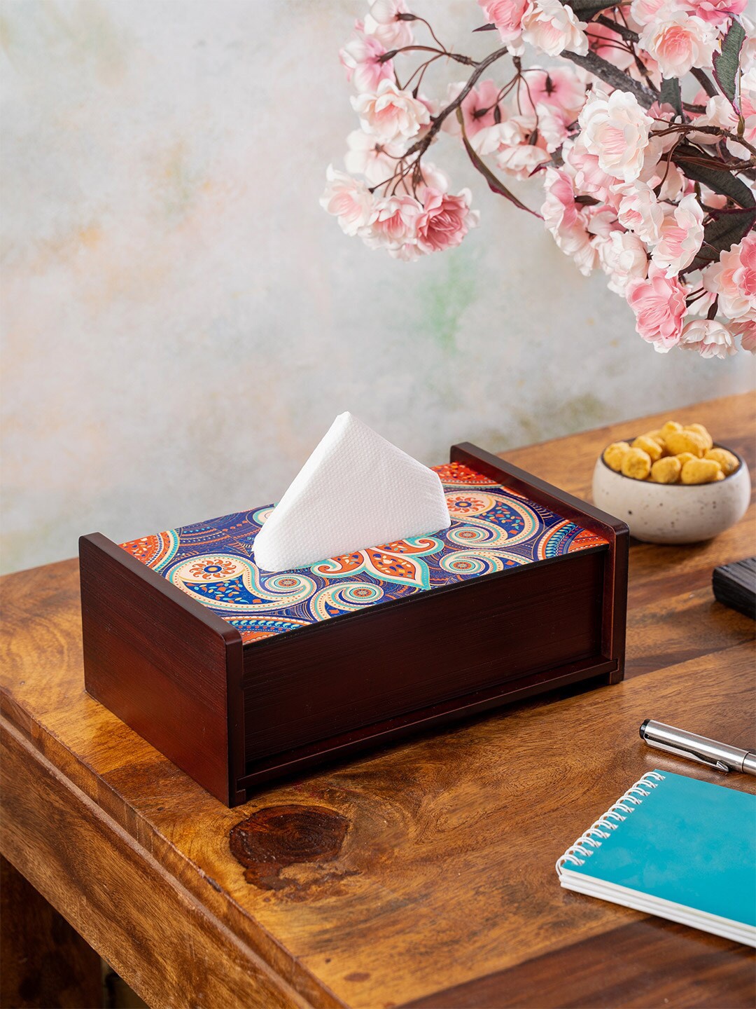 

KOLOROBIA Multicoloured Printed Majestic Paisley Tissue Box, Multi