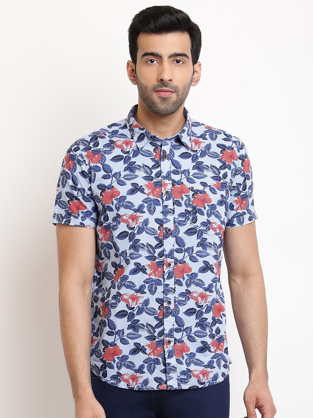 Pepe Jeans Men Blue & Red Regular Fit Printed Casual Shirt