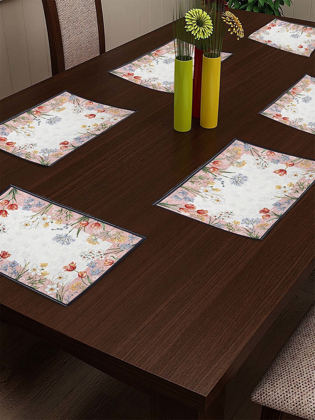

KLOTTHE Set Of 6 White & Peach-Colored Woven Design Table Placemats