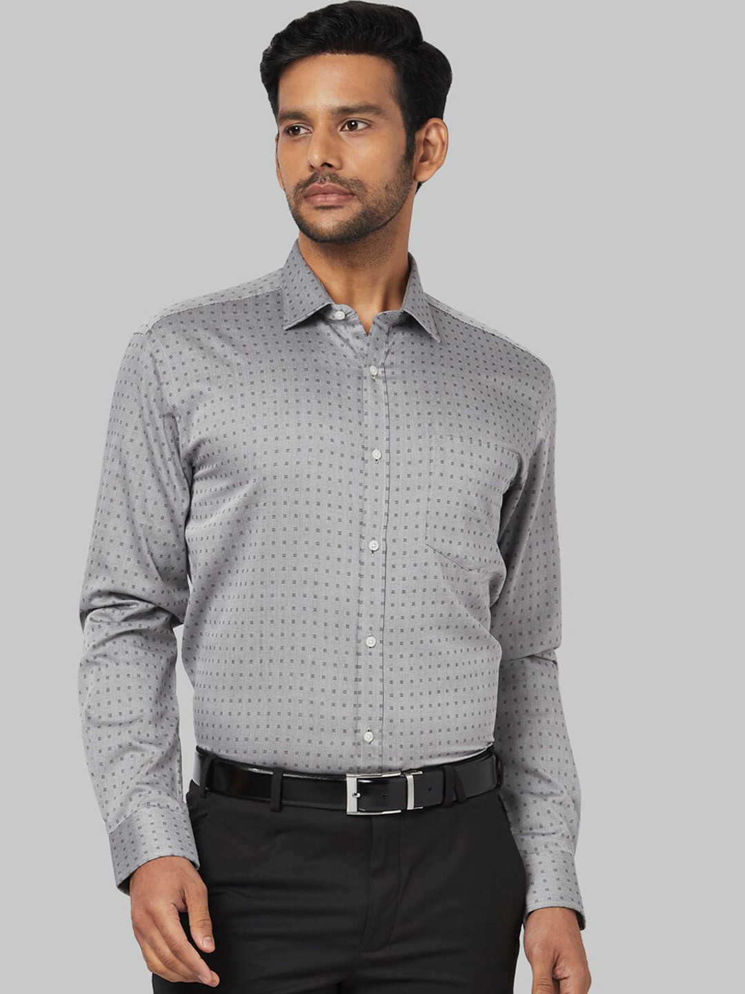 

Park Avenue Men Grey & Navy Blue Slim Fit Printed Formal Shirt