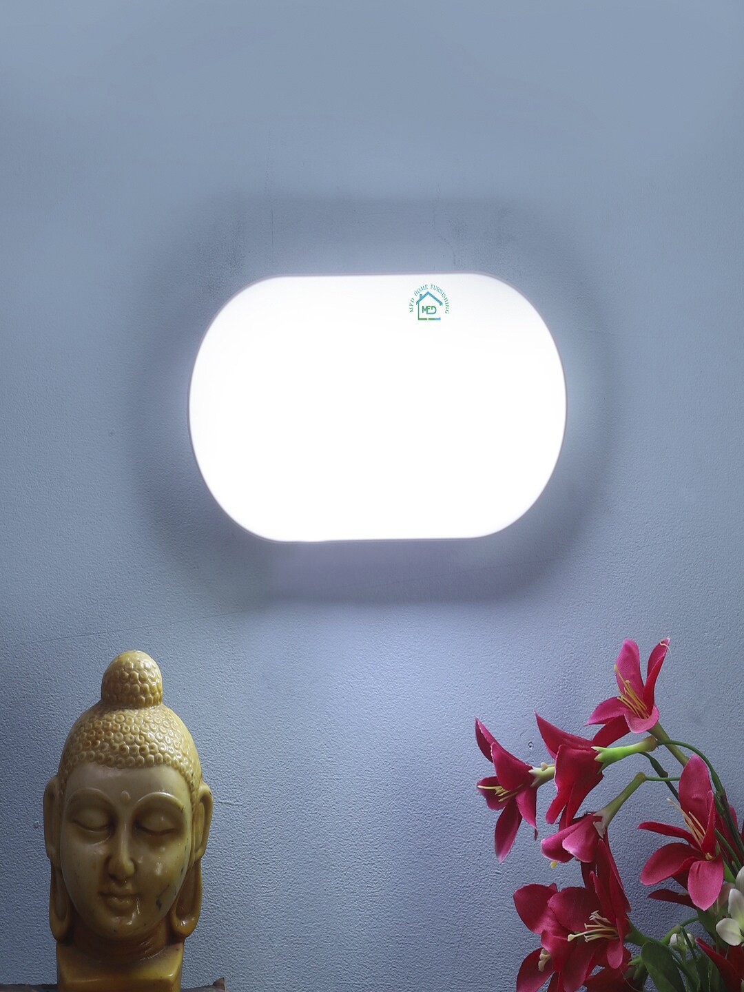 

MFD HOME FURNISHING White Solid Flush Mount Wall Lamp