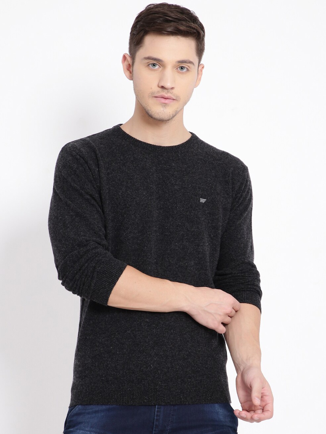 

t-base Men Black Solid Woolen Pullover Sweater