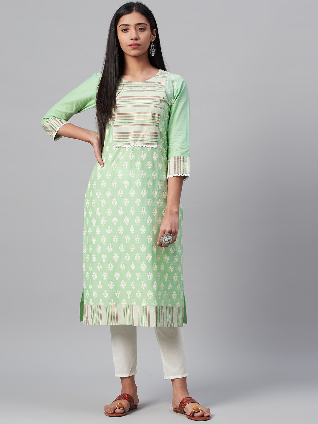 

ZIYAA Women Green Printed Straight Kurta