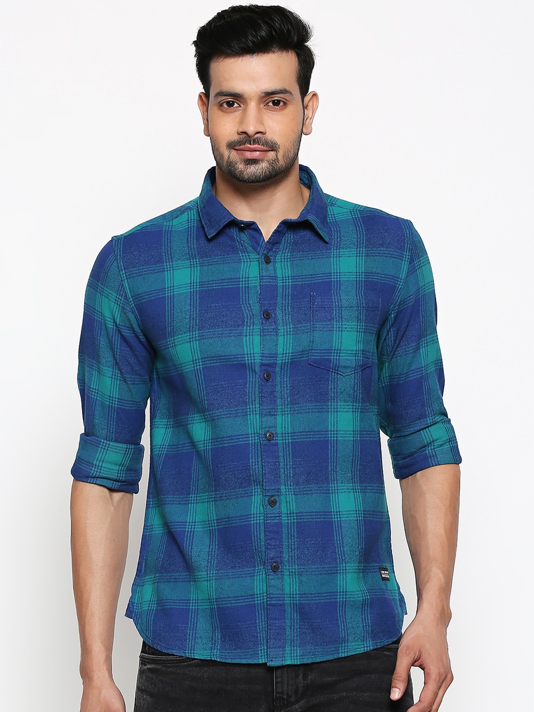

People Men Green & Blue Slim Fit Checked Casual Shirt