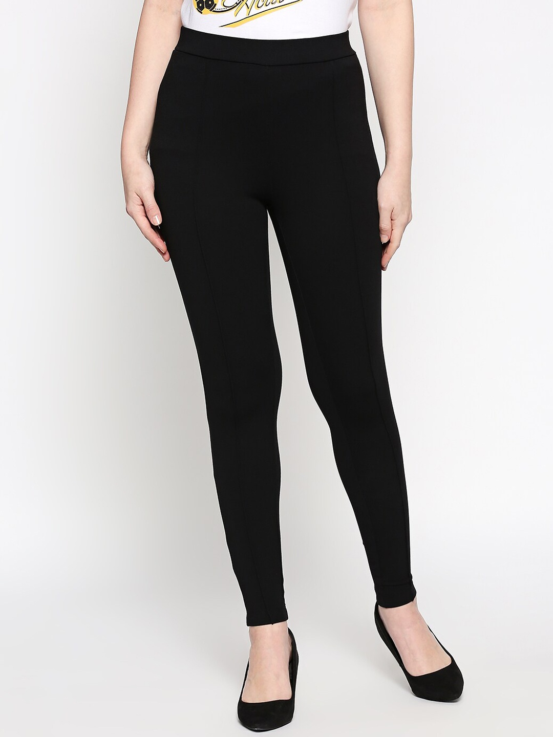 

People Women Black Solid Jeggings