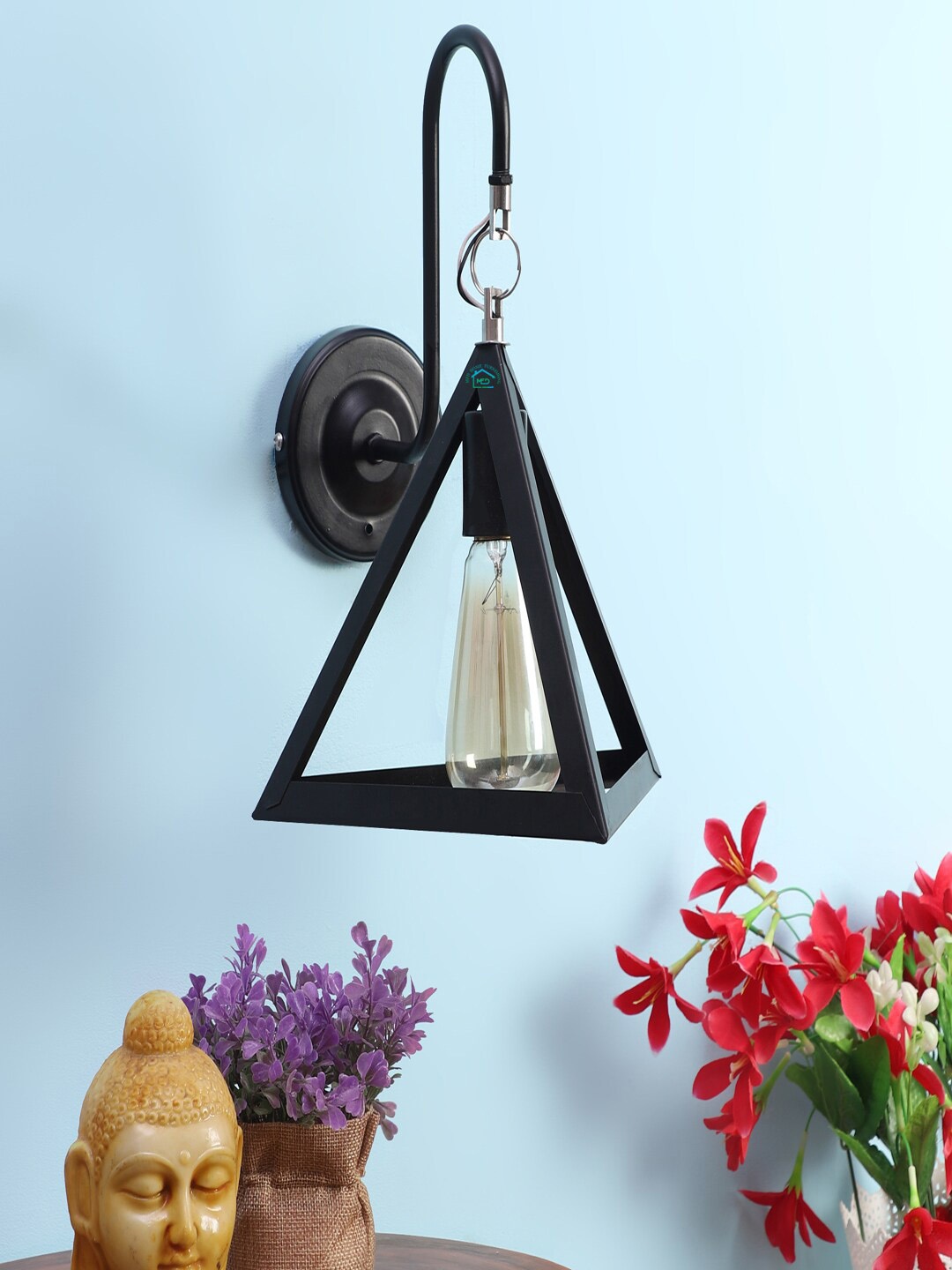 

MFD HOME FURNISHING Black & White Solid Pendant Light