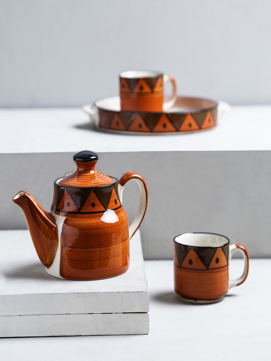 

Unravel India Brown & Olive Green 4 Pcs Printed Handcrafted Kettle Set