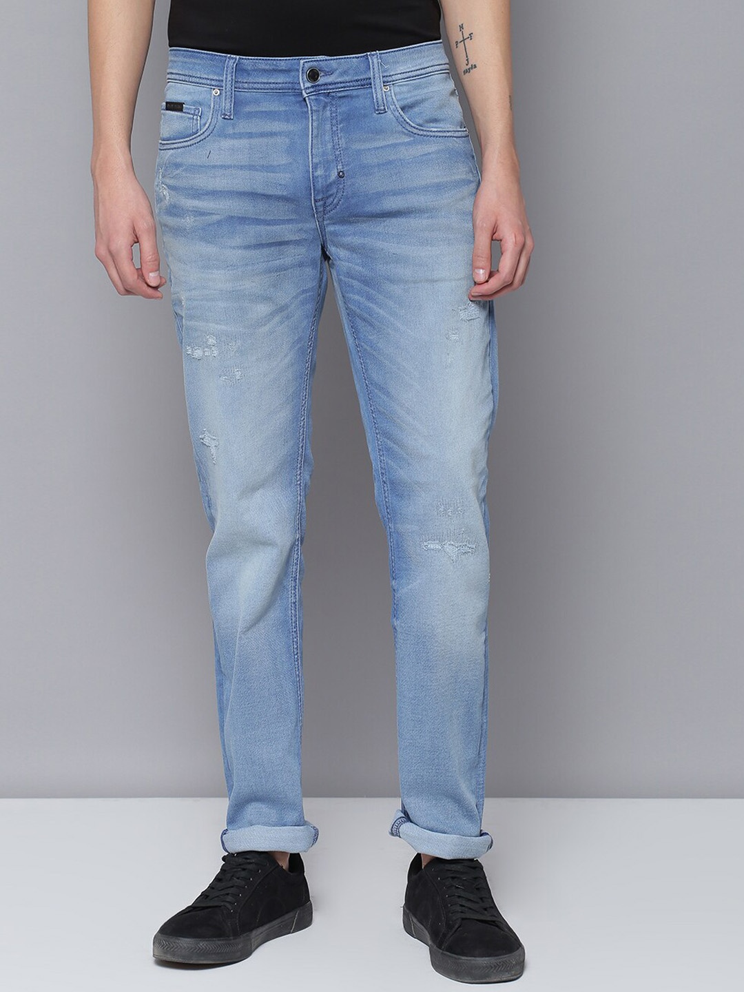 

Antony Morato Men Blue Regular Fit Mid-Rise Mildly Distressed Stretchable Jeans