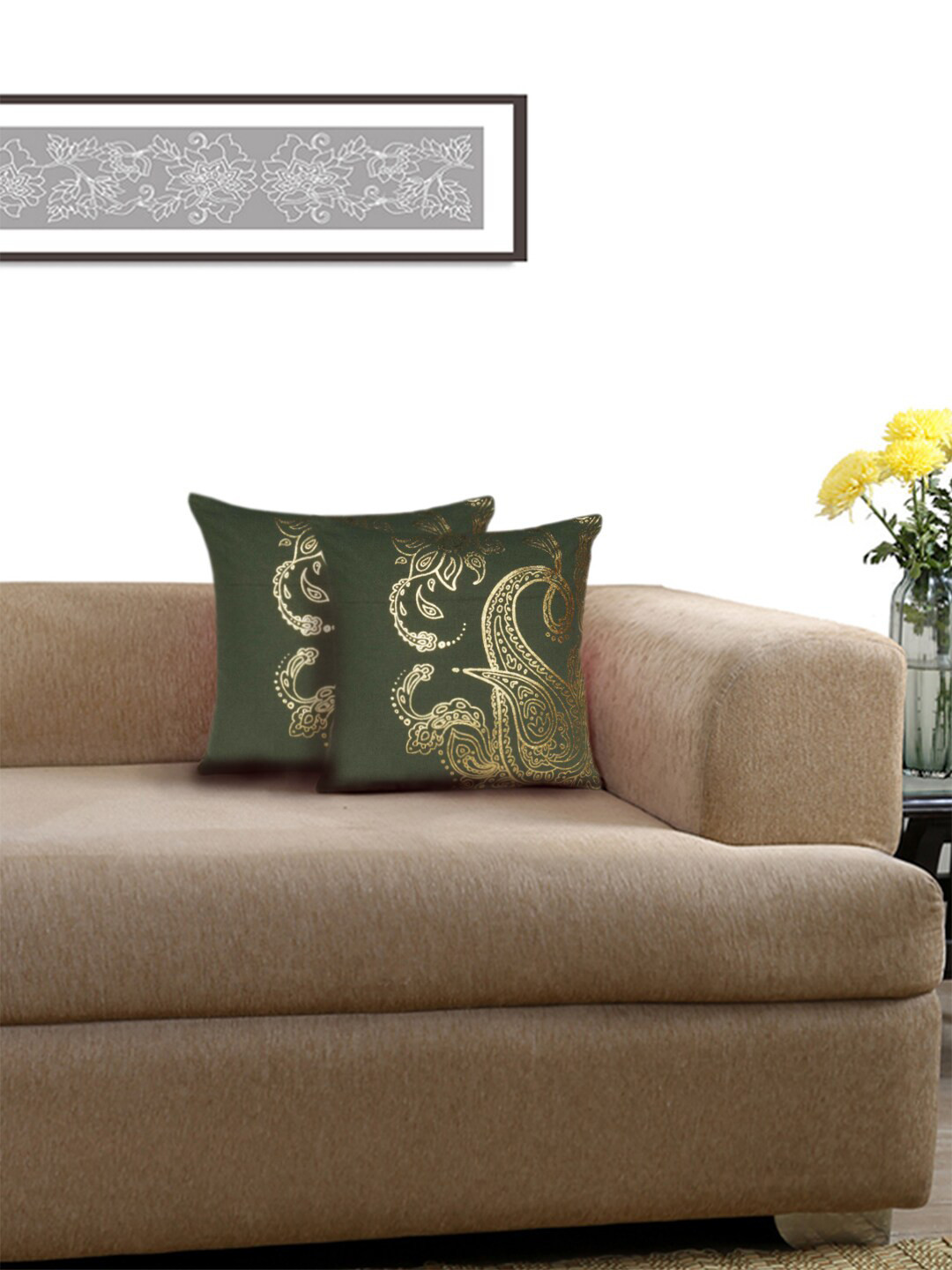 

Lushomes Set of 2 Green & Gold-Toned Ethnic Motifs Square Cushion Covers