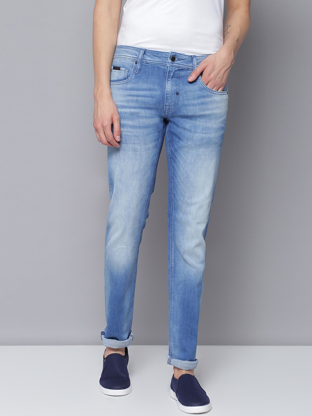 

Antony Morato Men Blue Regular Fit Mid-Rise Clean Look Stretchable Jeans