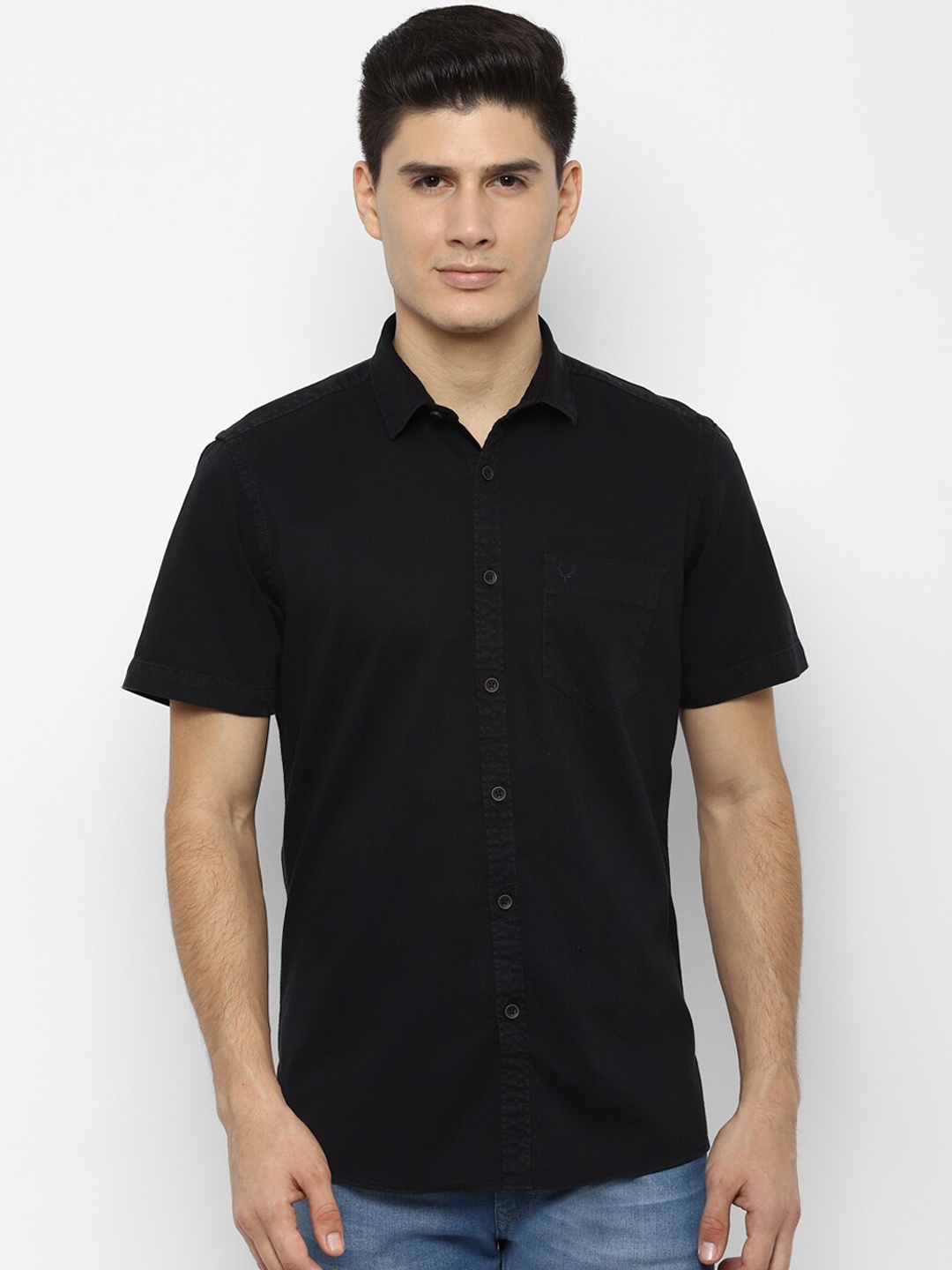 

Allen Solly Sport Men Black Regular Fit Self Design Casual Shirt