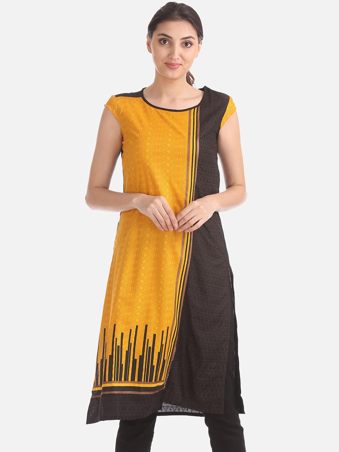 

Karigari Women Mustard Yellow & Black Colourblocked A-Line Kurta
