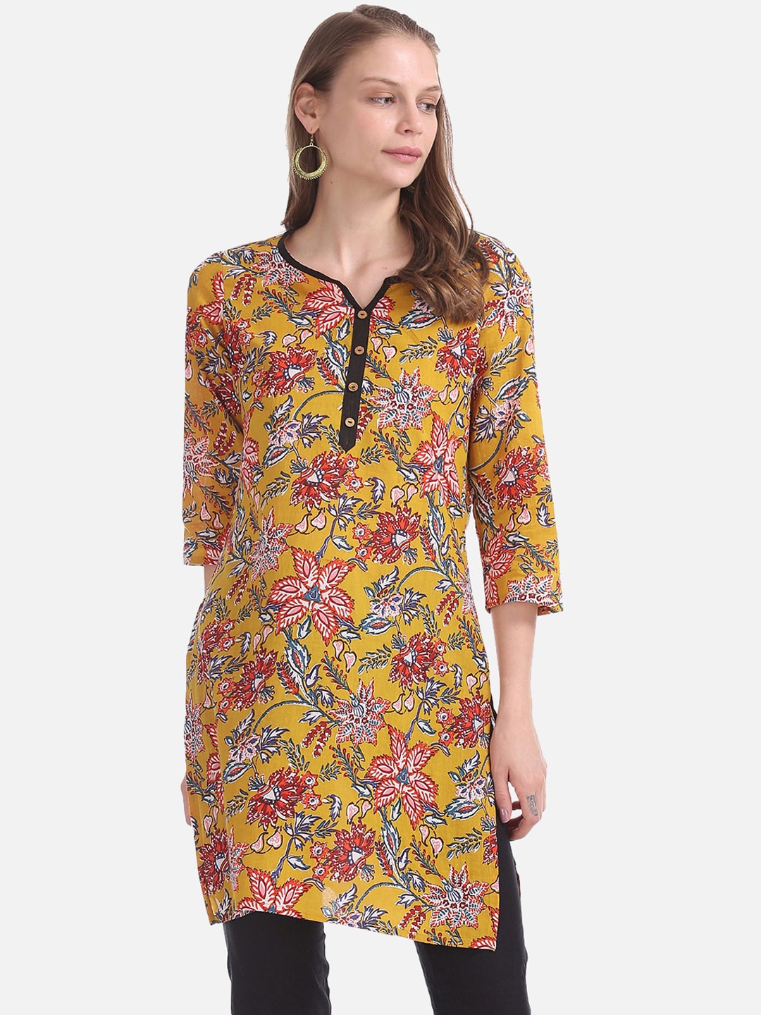 

Karigari Women Mustard Yellow & Red Floral Printed Straight Kurta