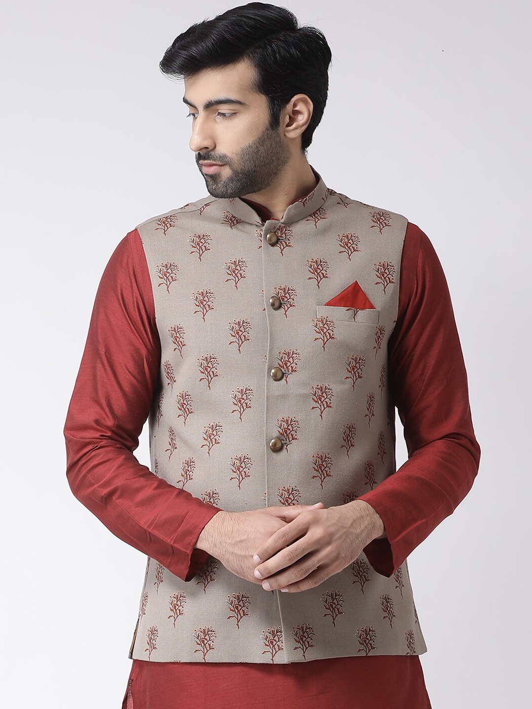 

Vartah Men Khaki & Brown Printed Regular Fit Nehru Jacket