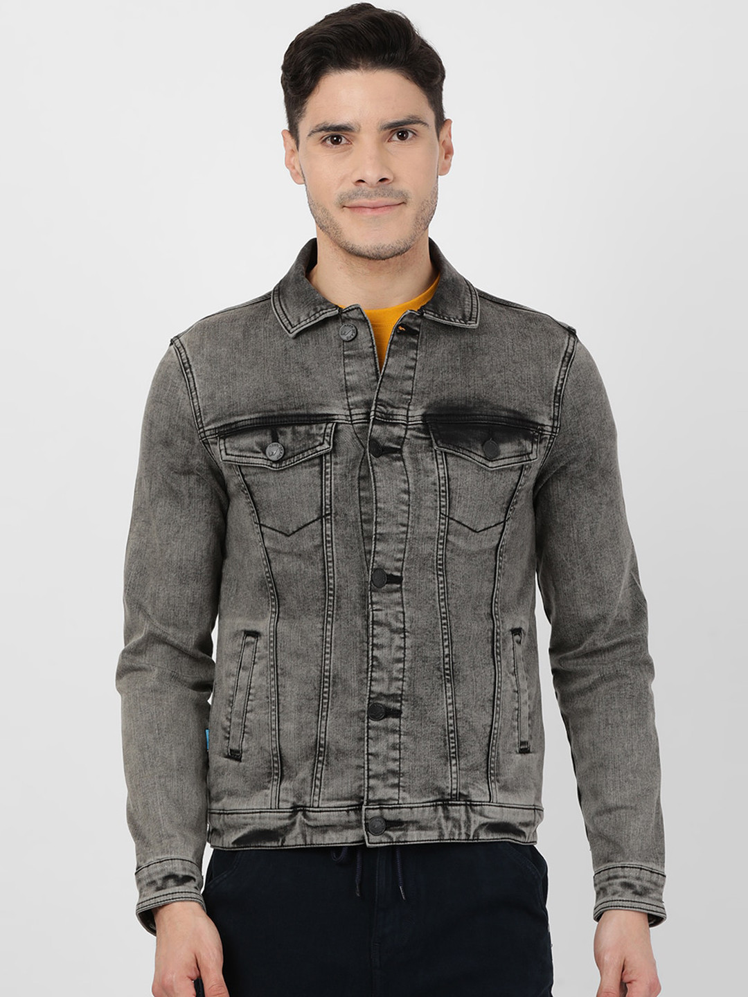 

Llak Jeans Men Grey Solid Denim Jacket