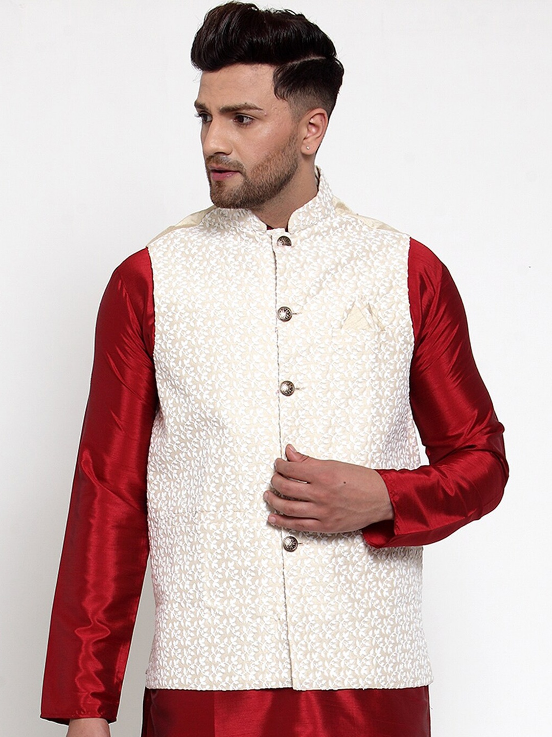 

Jompers Men Beige Embroidered Regular Fit Nehru Jacket