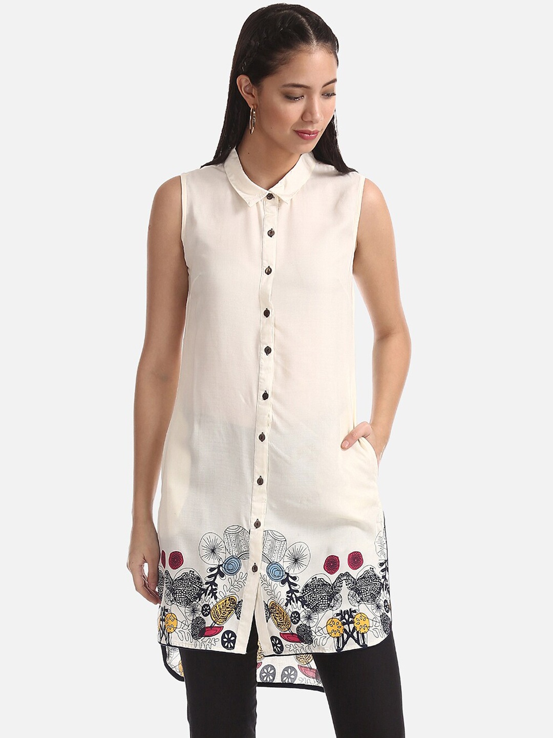 

Karigari Women Off-White & Navy Blue Hem Printed Straight Kurta