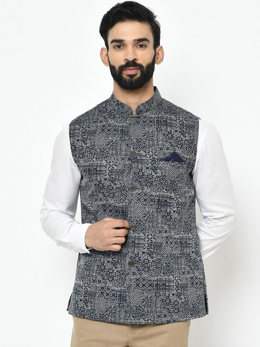 

Vartah Men Grey & Navy Blue Printed Nehru Jacket