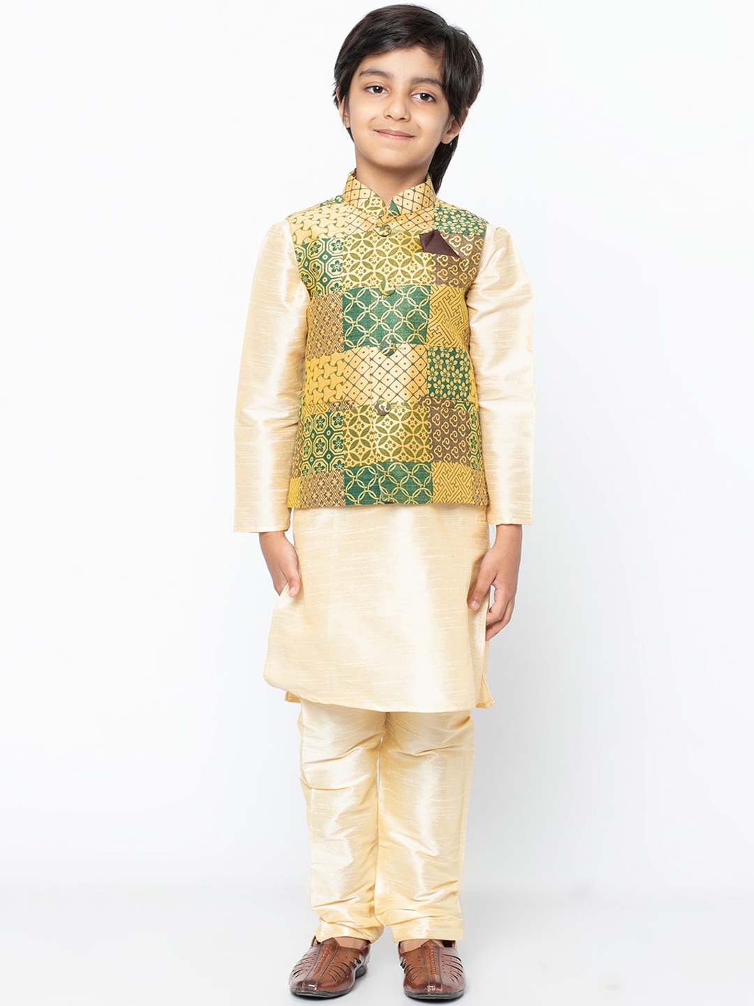 

KISAH Boys Gold-Toned & Green Solid Kurta with Pyjamas & Nehru Jacket