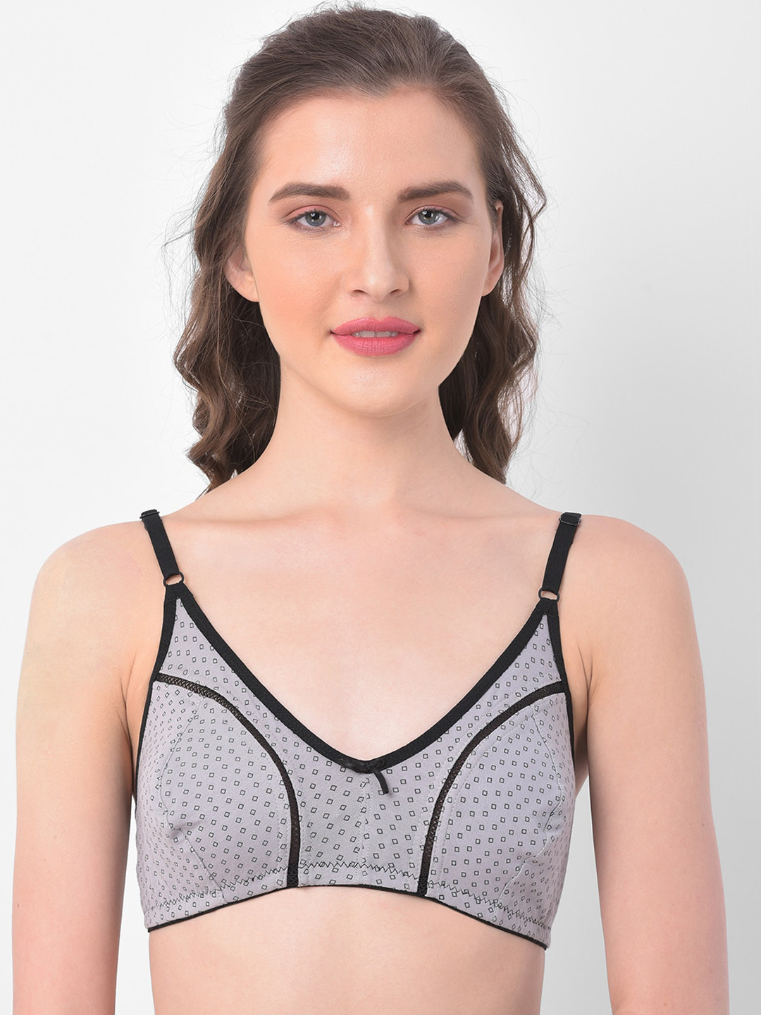 

Clovia Grey & Black Printed Non-Padded & Non-Wired Everyday Bra BR1131Z01