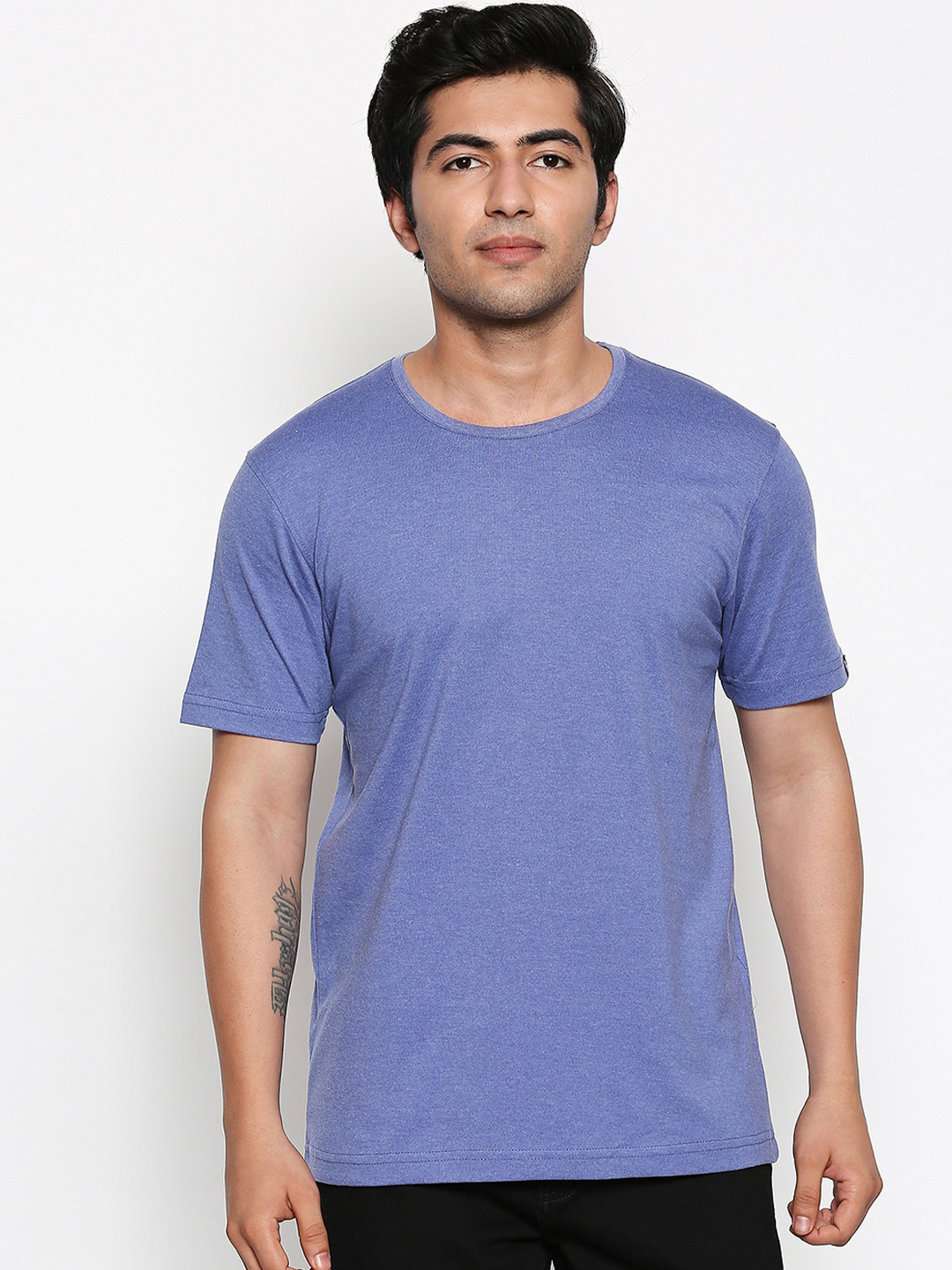 

The Souled Store Men Blue Solid Round Neck T-shirt