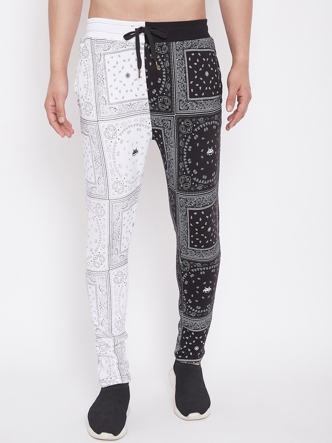 

FUGAZEE Men 50/50 Black & White Paisley Printed Slim-Fit Track Pants