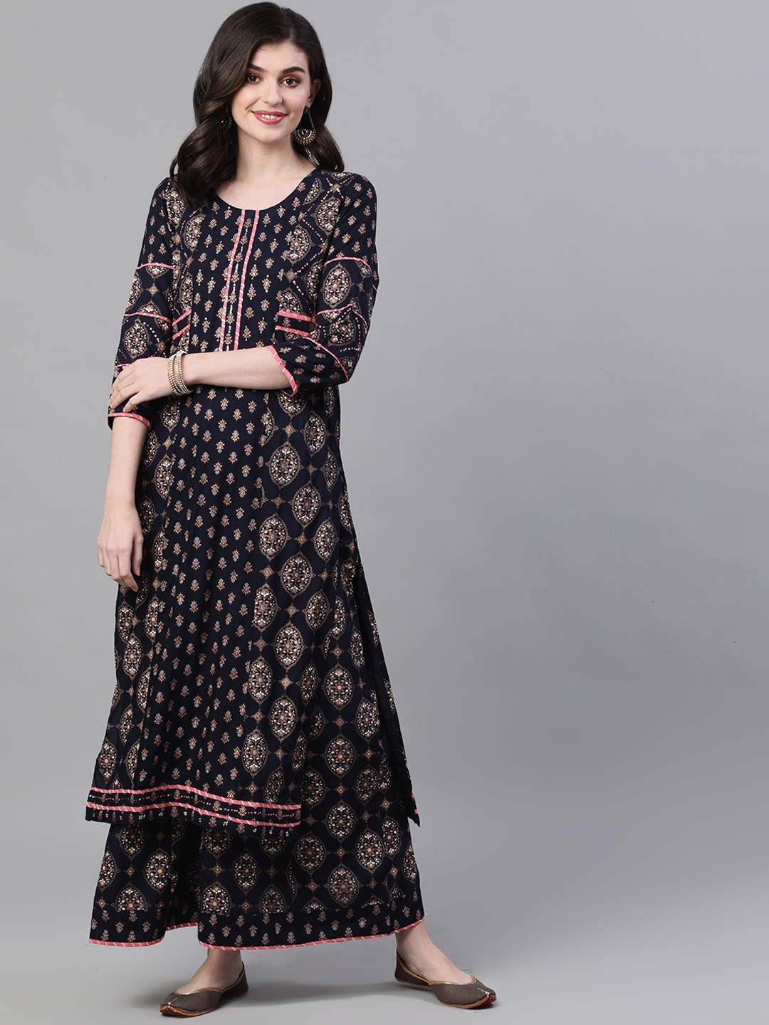 

Ishin Women Navy Blue Printed Kurta with Sharara
