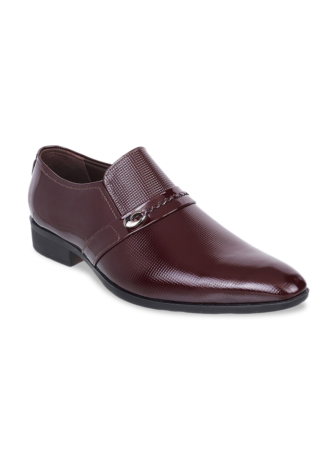 

Metro Men Maroon Solid Leather Formal Loafers