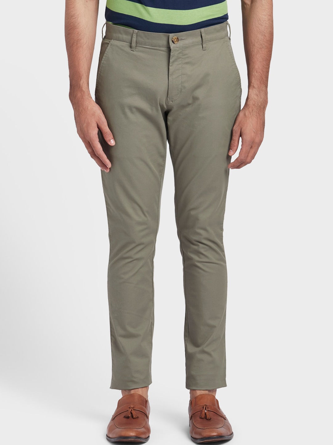 

ColorPlus Men Grey Regular Fit Solid Regular Trousers