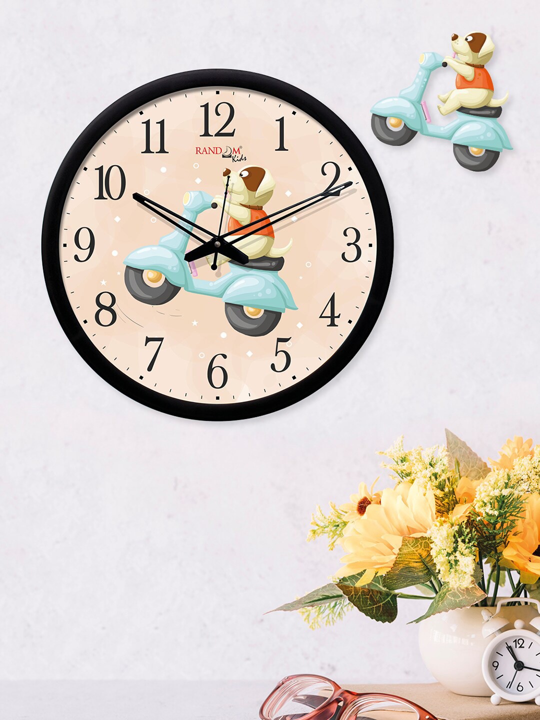

RANDOM Black & Peach-Coloured Round Printed 30.48 cm Analogue Wall Clock