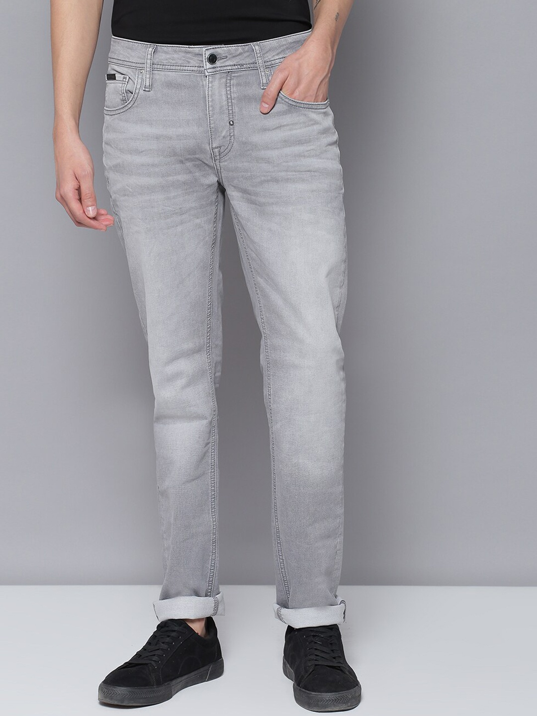 

Antony Morato Men Grey Regular Fit Mid-Rise Clean Look Stretchable Jeans