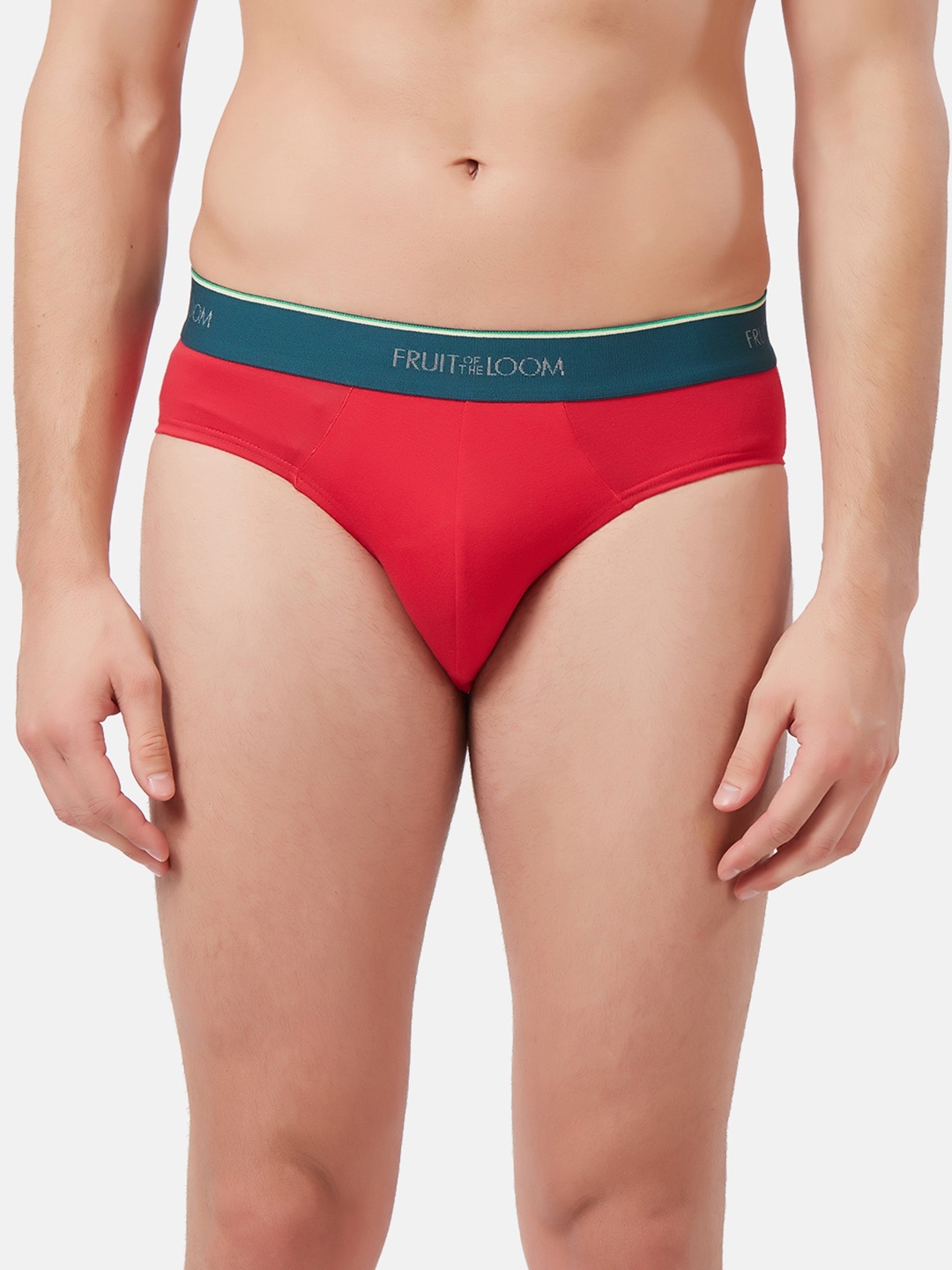 

Fruit of the loom Men Red Solid Basic Brief MHB06-A1S1