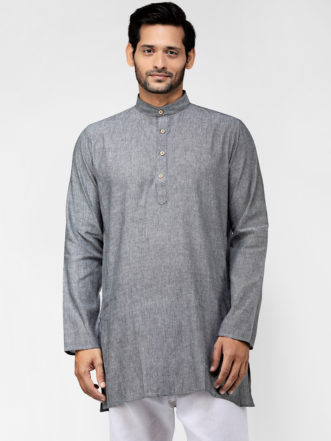 

TATTVA Men Grey Solid Straight Kurta