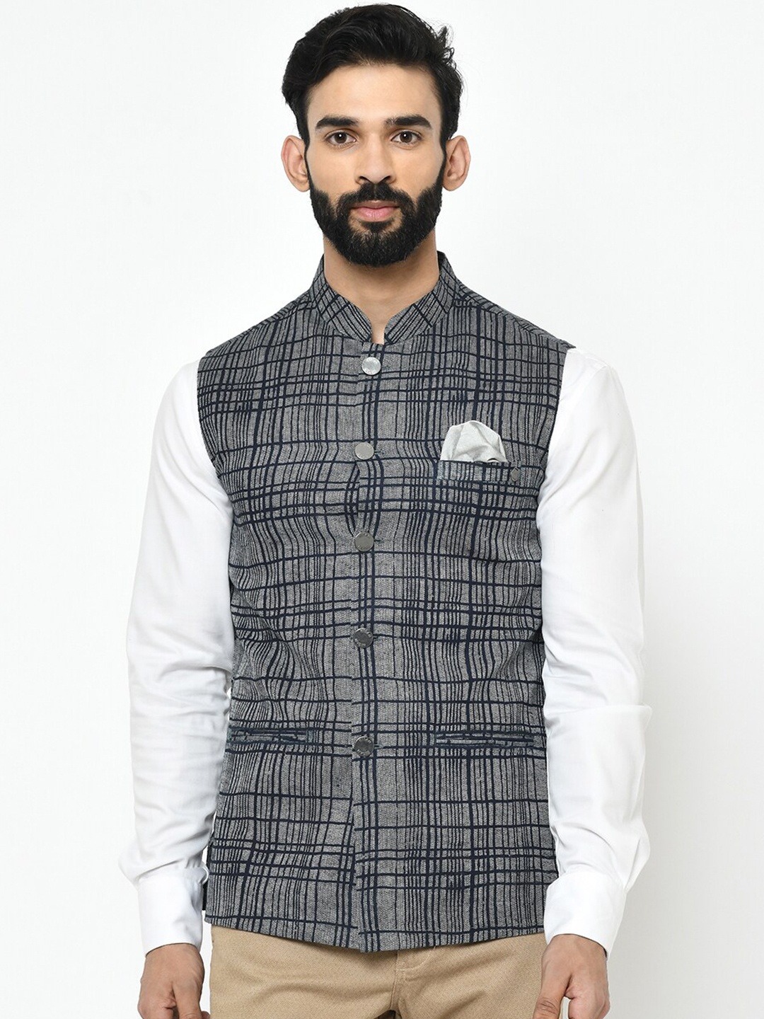 

Vartah Men Grey & Navy Blue Checked Nehru Jacket