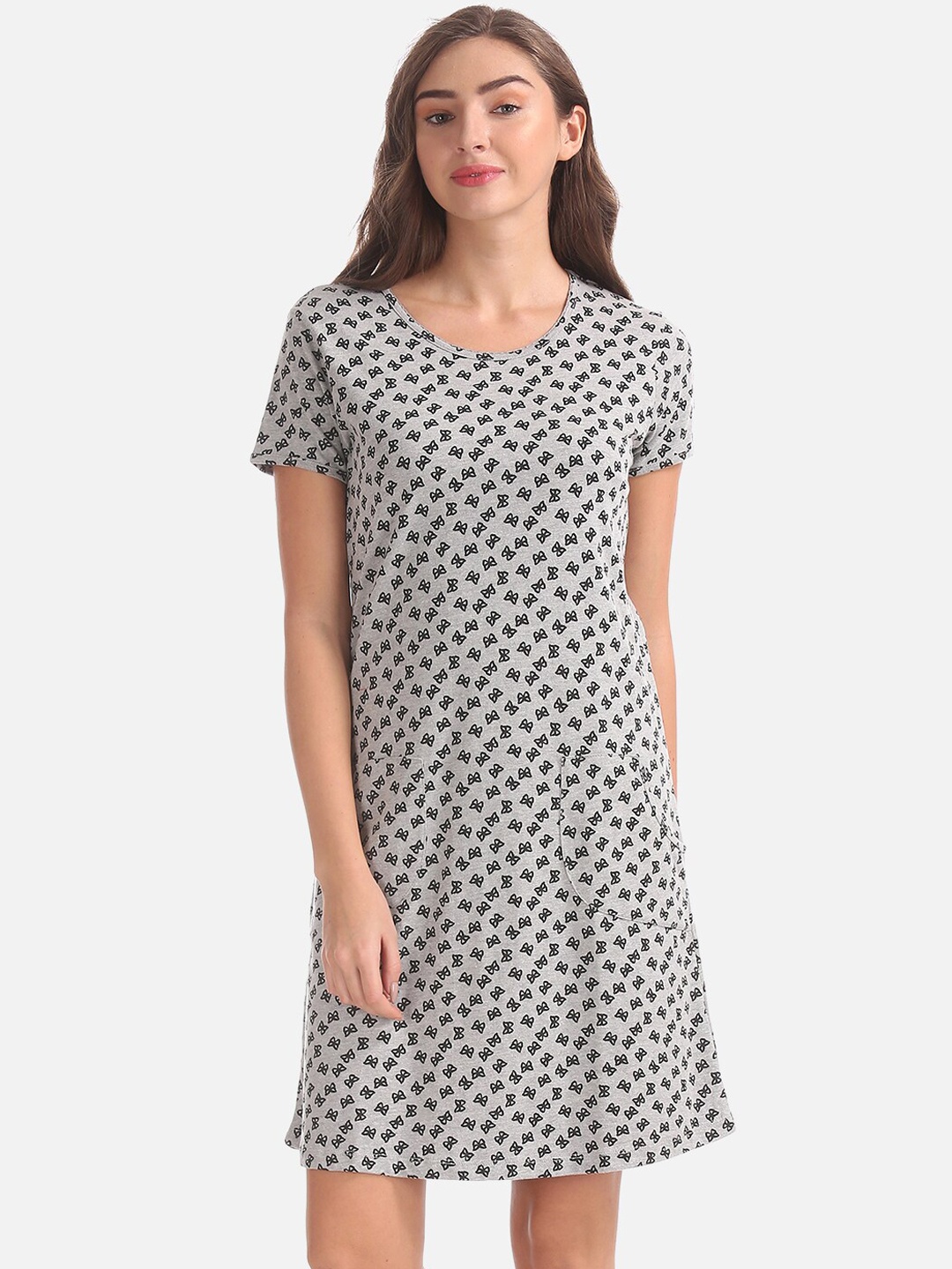 

Sugr Women Grey Printed T-shirt Dress