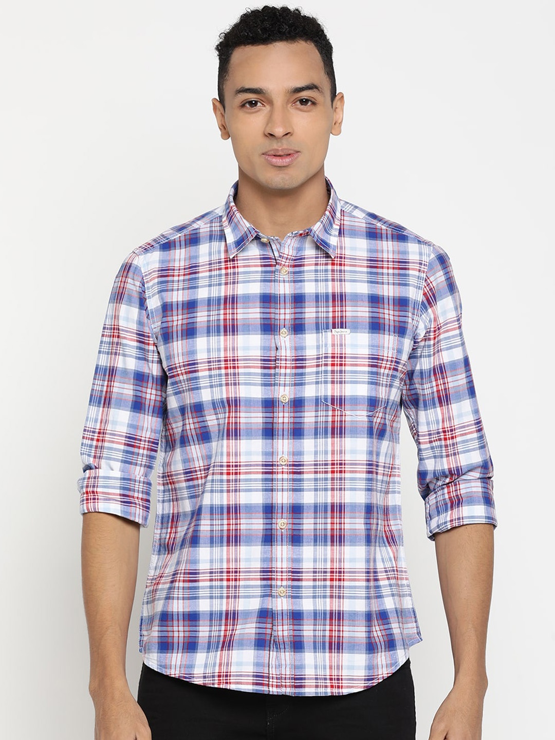 

Pepe Jeans Men Blue & Red Regular Fit Checked Casual Shirt