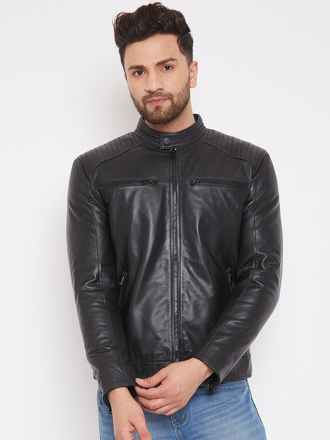 

Justanned Men Black Solid Lightweight Leather Jacket