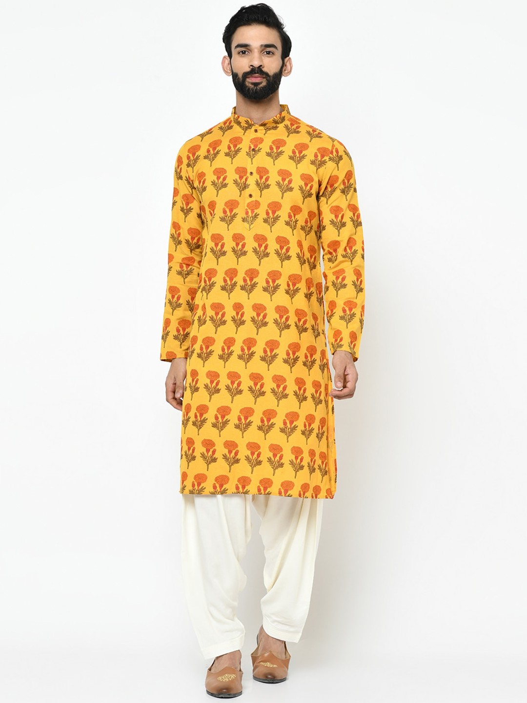 

Vartah Men Yellow & Orange Printed Straight Kurta