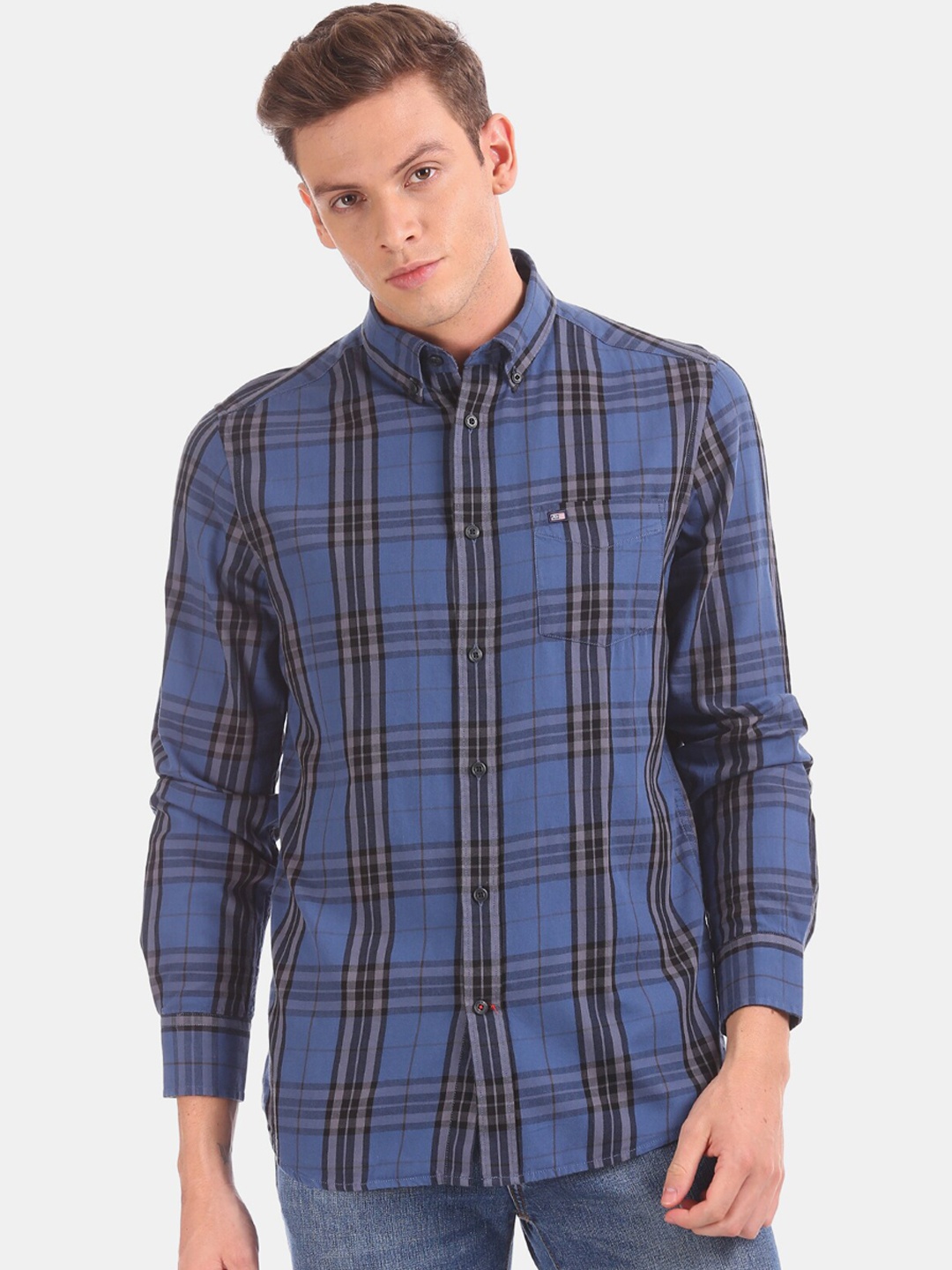 

Arrow Sport Men Blue & Black Regular Fit Checked Casual Shirt