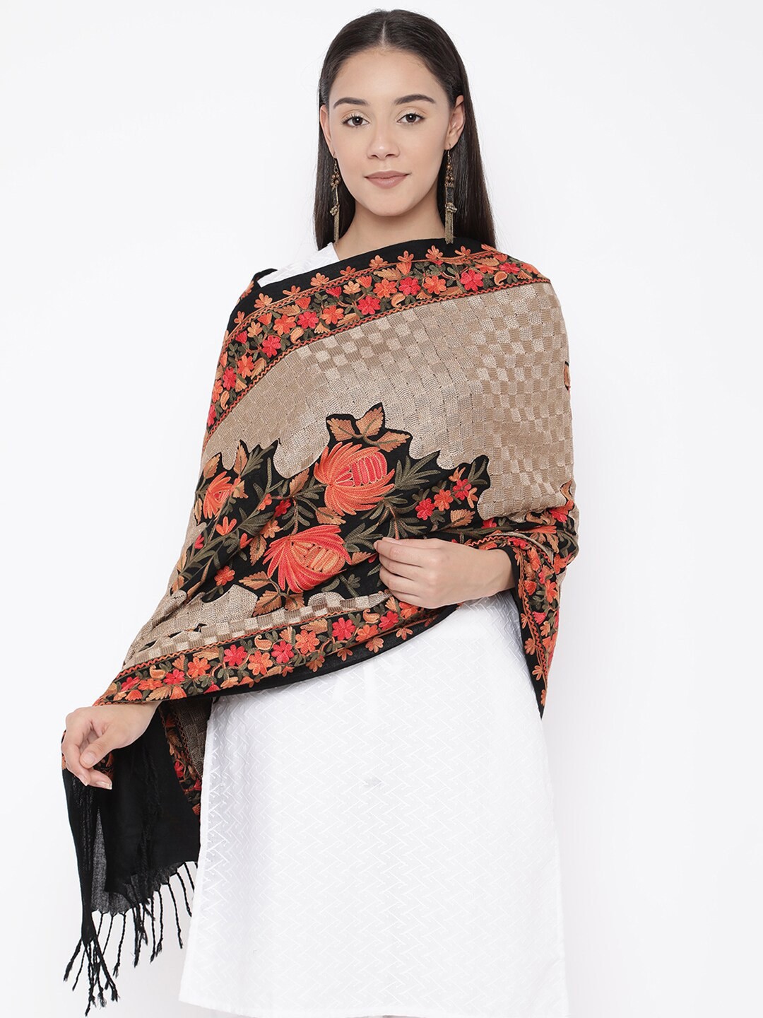 

Pashmoda Women Black & Beige Printed Pure Wool Stole