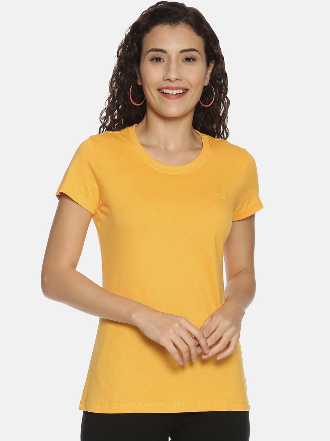 

TWIN BIRDS Women Yellow Solid Round Neck T-shirt